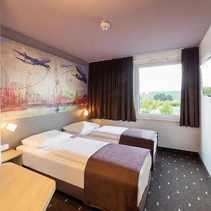Zimmer mit zwei Einzelbetten
